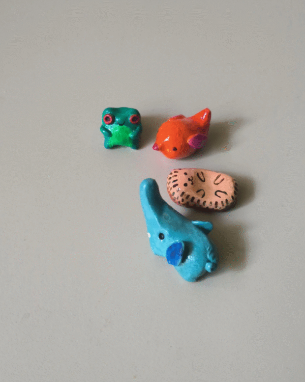 Brush holders - Set of 4 | Miso, Froggie, Zazu, Tumbo - Image 2
