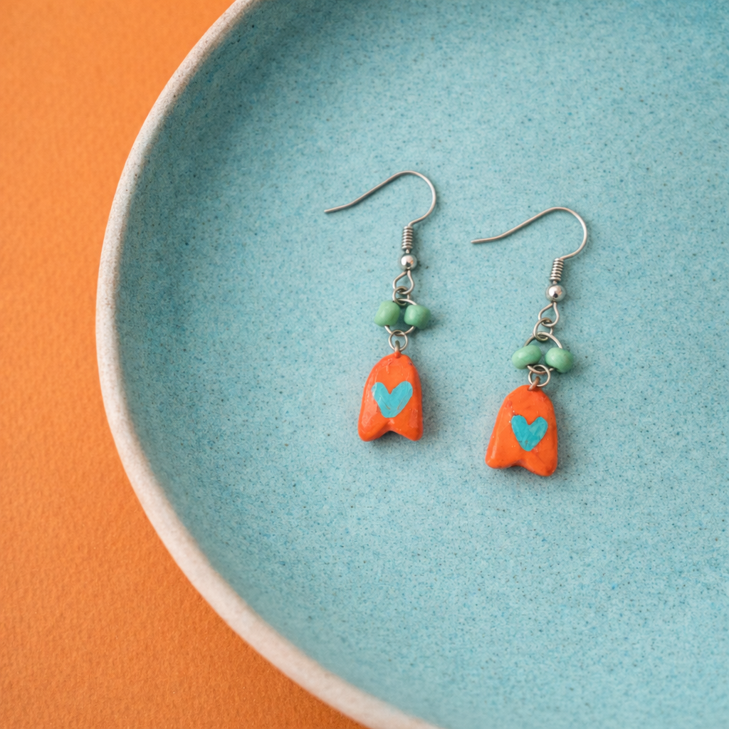 A small fish - Orange - Image 3