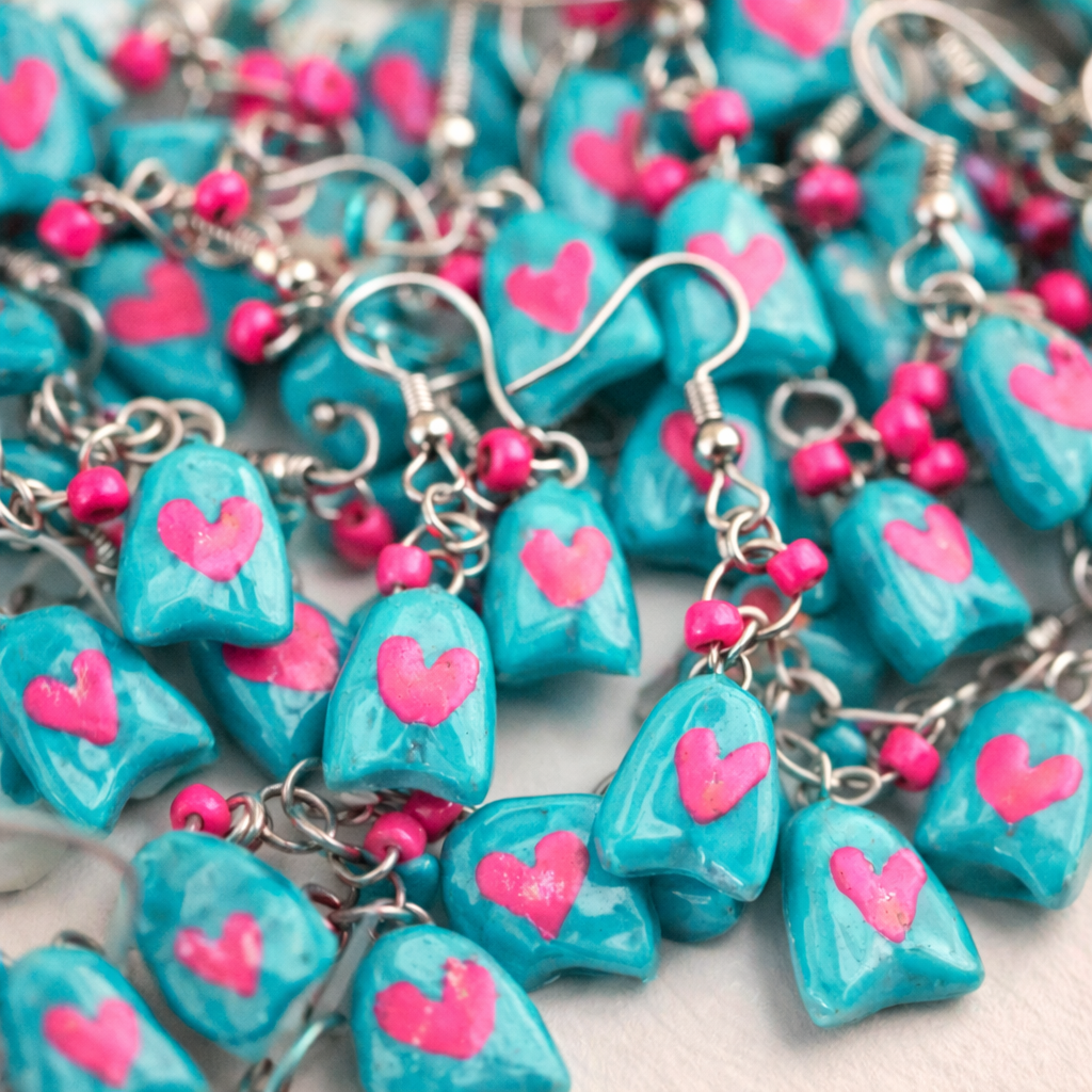 A small fish - Turquoise - Image 2